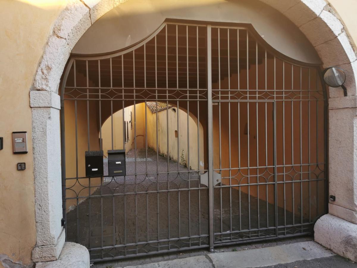 Fontanone Apartment Lonato Eksteriør bilde